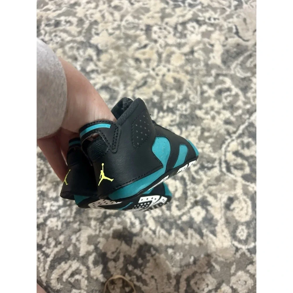 Jordan Retro 6 Baby Crib Shoes‎ soft Bottom Size 4C